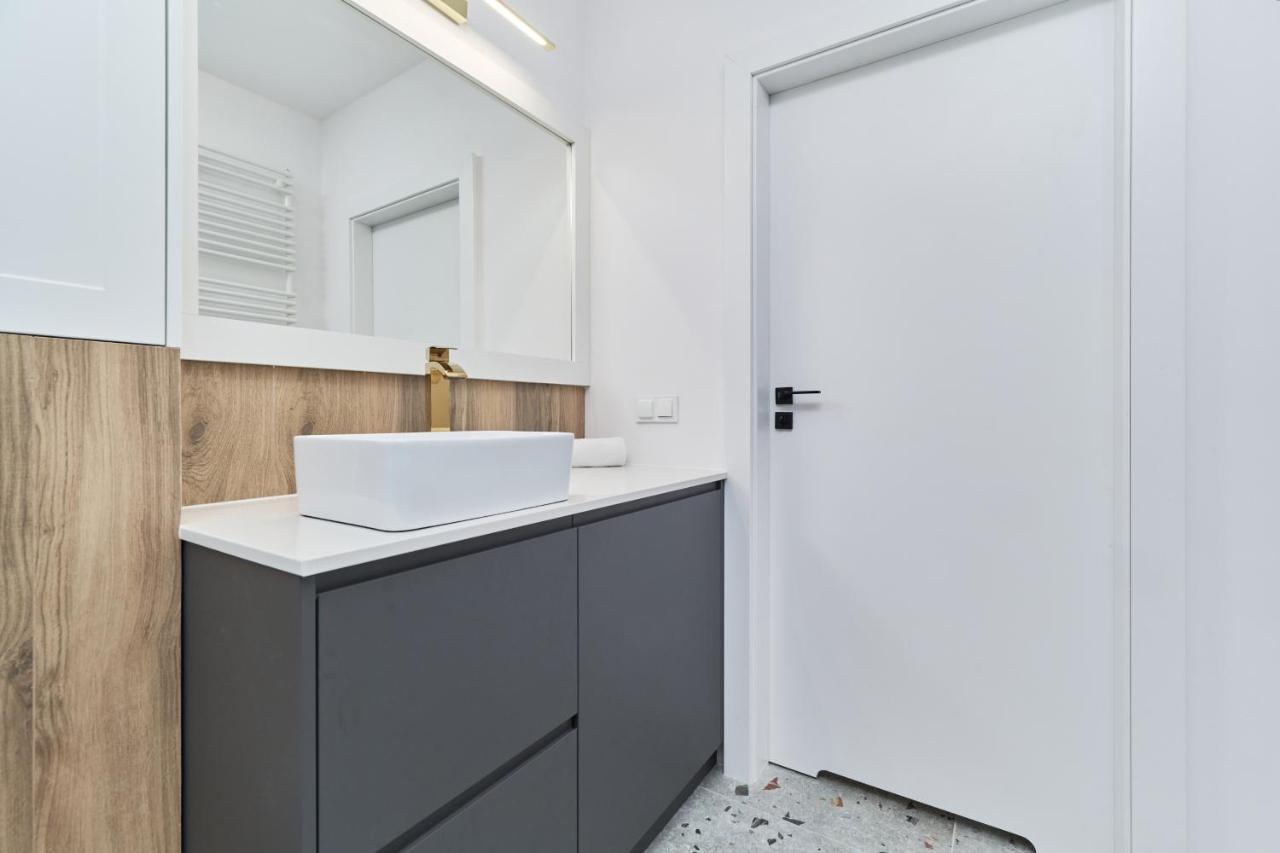 Luxurious Apartments Ksiecia Witolda By Noclegi Renters Wrocław Eksteriør billede